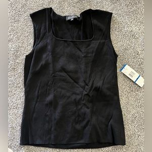 Jones New York sleeveless blouse